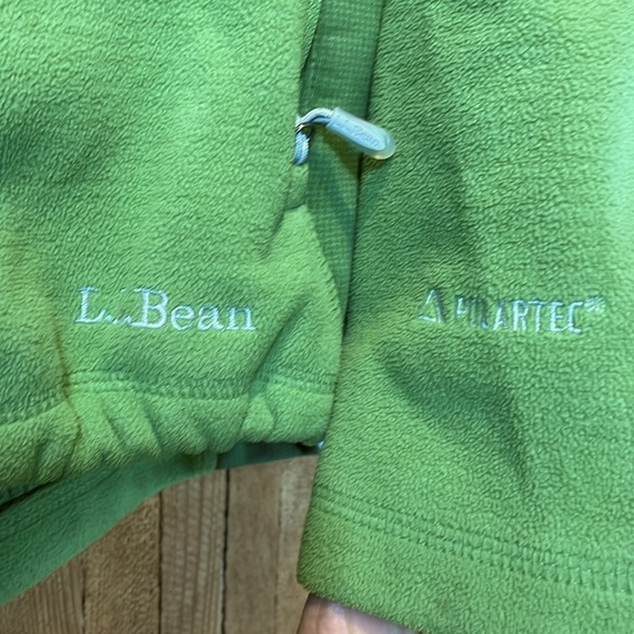 L.L. Bean - Green Zip Up Fleece - Misses Reg XS - Picture 2 of 6